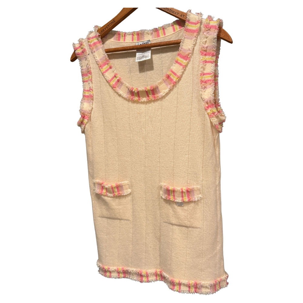 Chanel 2004 Cruise Cashmere Knit Tank Top Beige Pink Trim Sweater 04C EU 40 US 8